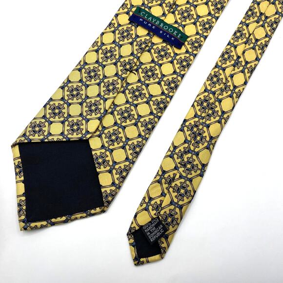 Claybrooke Men's Pure Silk Tie Necktie Yellow Horseshoe Geometric Barn Wedding - Picture 4 of 7